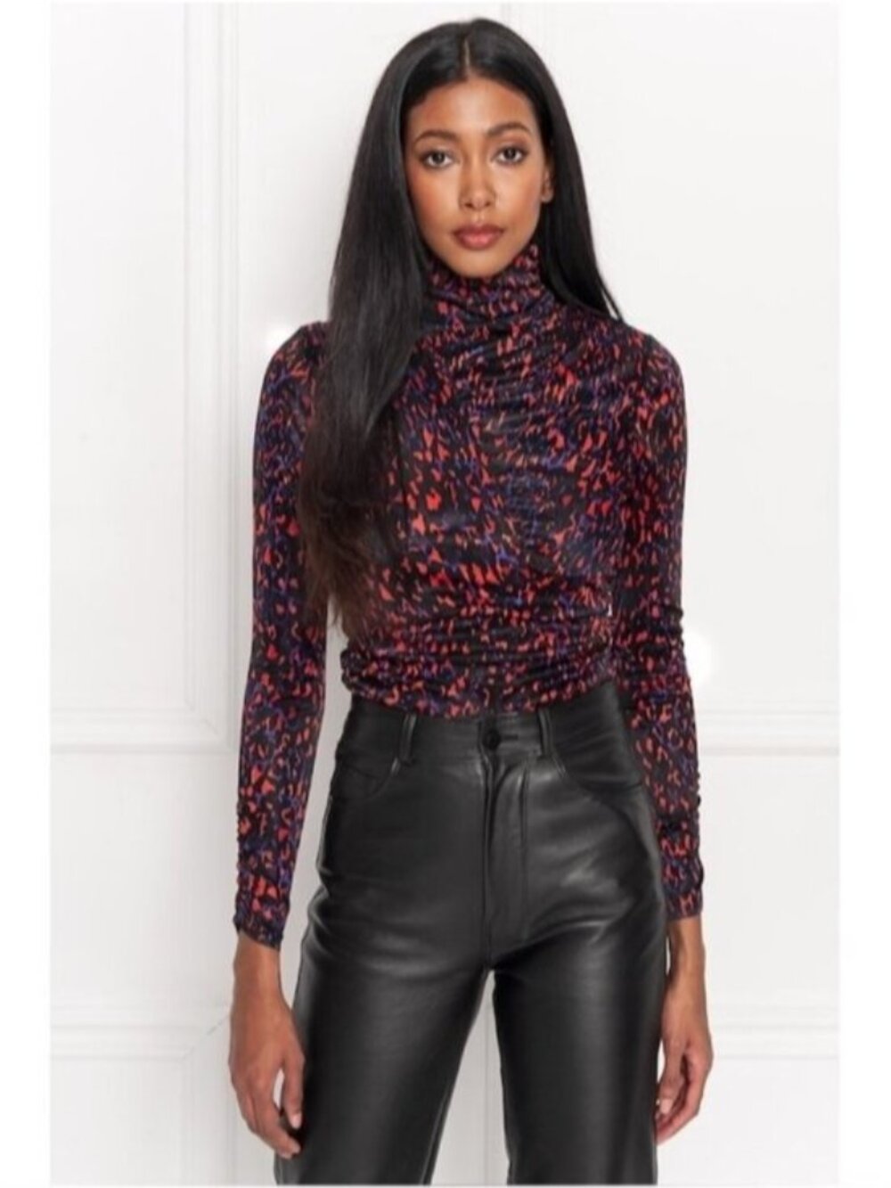 LAMARQUE Luvina Turtleneck Top